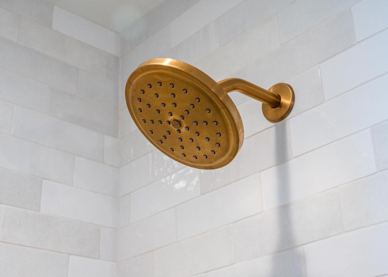 Premier California King - Town View,1249343329:JPEG