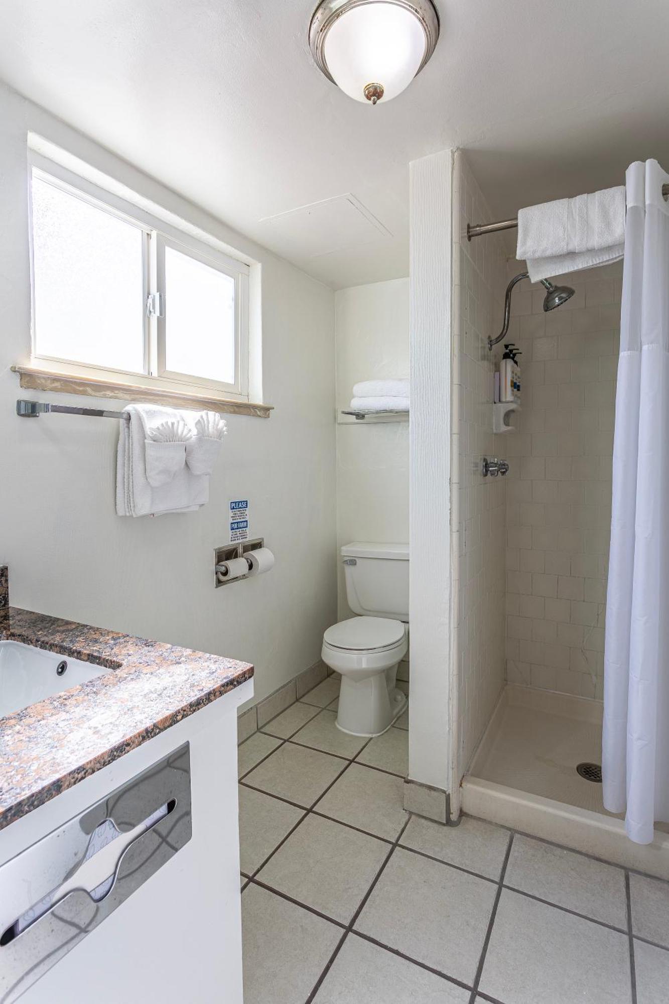 King Room,1563310024:JPEG