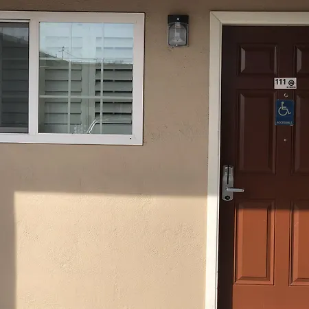 Surfside Stay-3