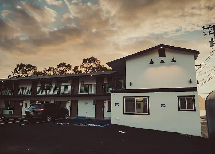 Blufftop Inn & Suites - Wharf/Restaurant District Morro Bay